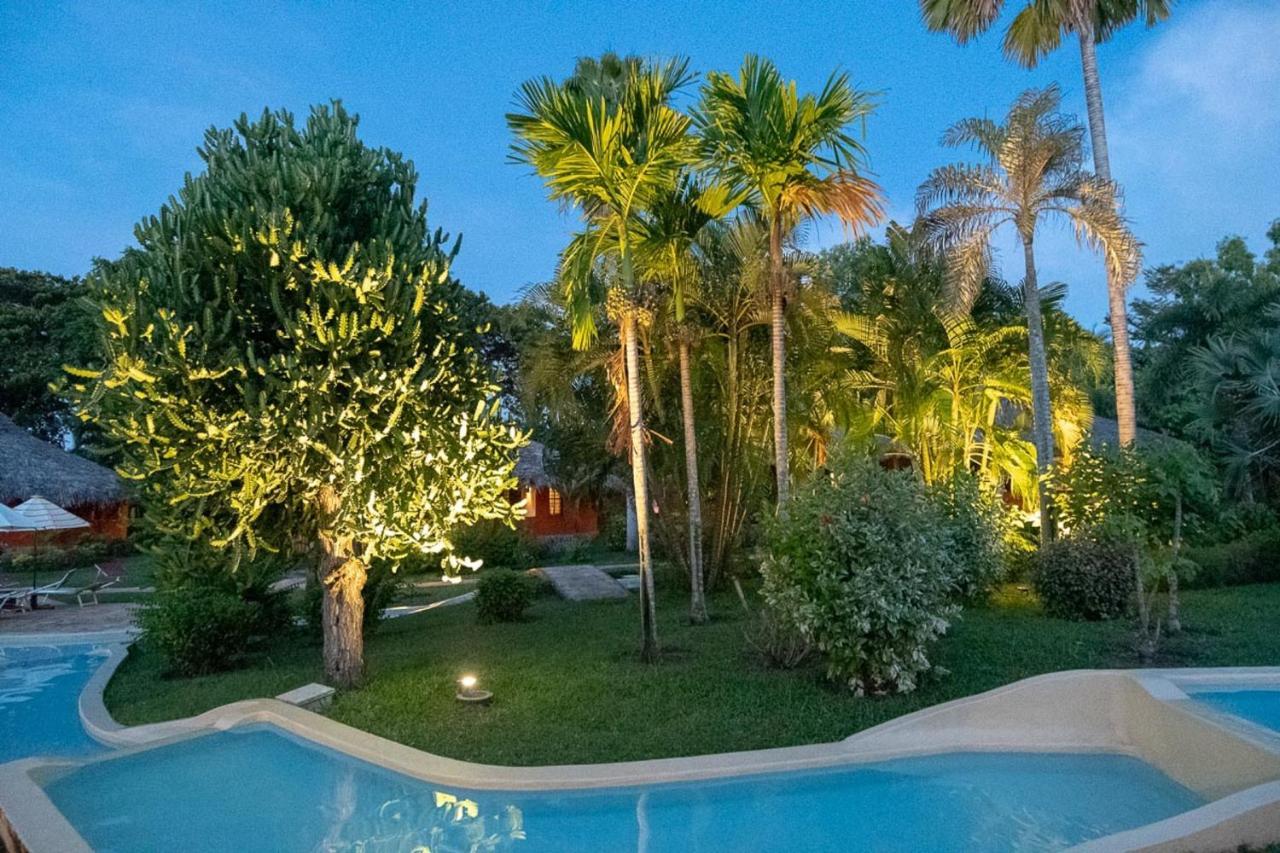 Loharano Lodge Nosy-Be Bagian luar foto